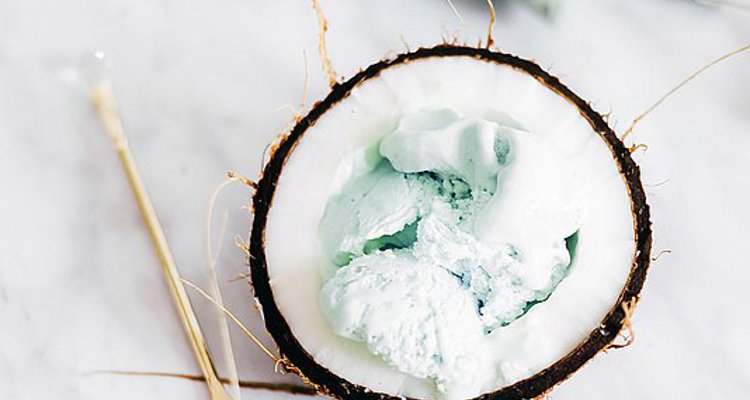 Coconut and pineapple ice cream